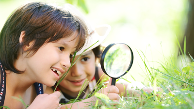 Raise a kid who wonders: 3 curiosity-building activities