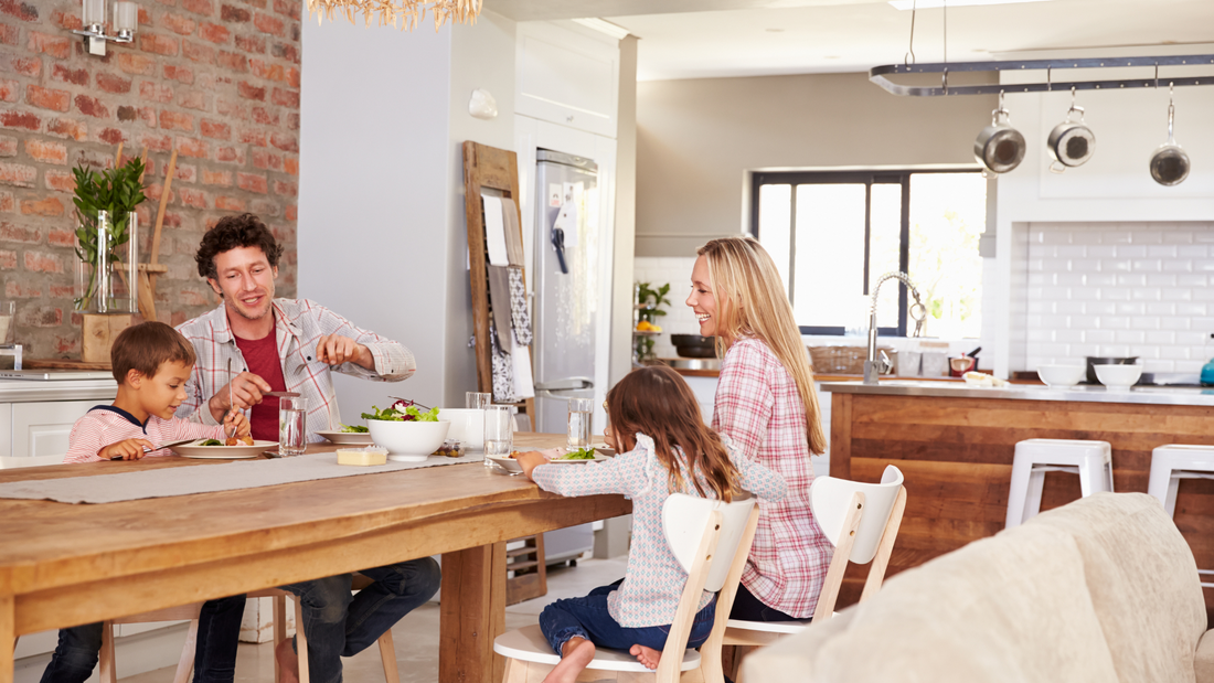 Making Mealtimes Manageable: 5 Tips for Parents and Kids